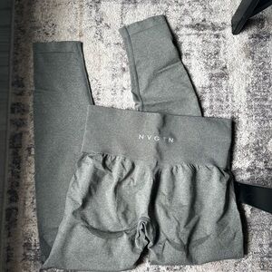 NVGTN  Women’s olive green Leggings